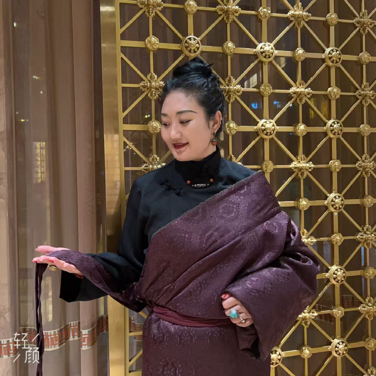 冬季加厚保暖藏袍 民族服装