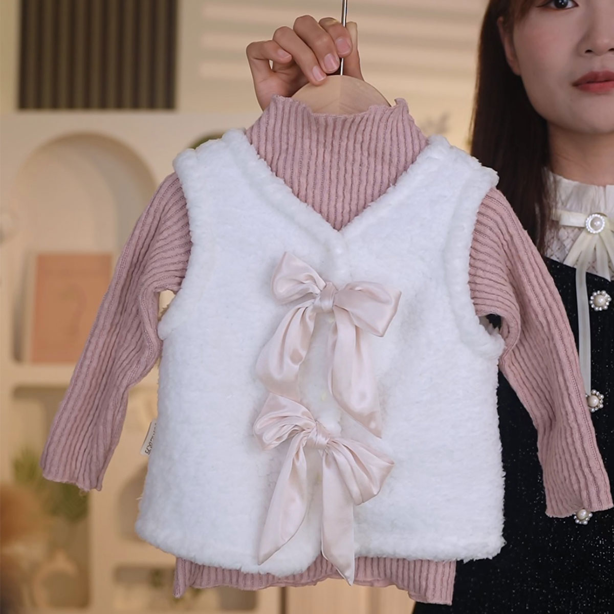 婴幼儿时尚洋气马甲宝宝秋冬款双面绒甜美蝴蝶结马甲Z1232