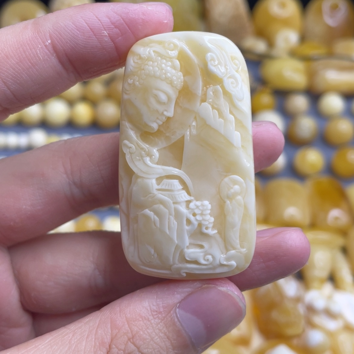 【闪购商品】琥珀颈饰未镶嵌