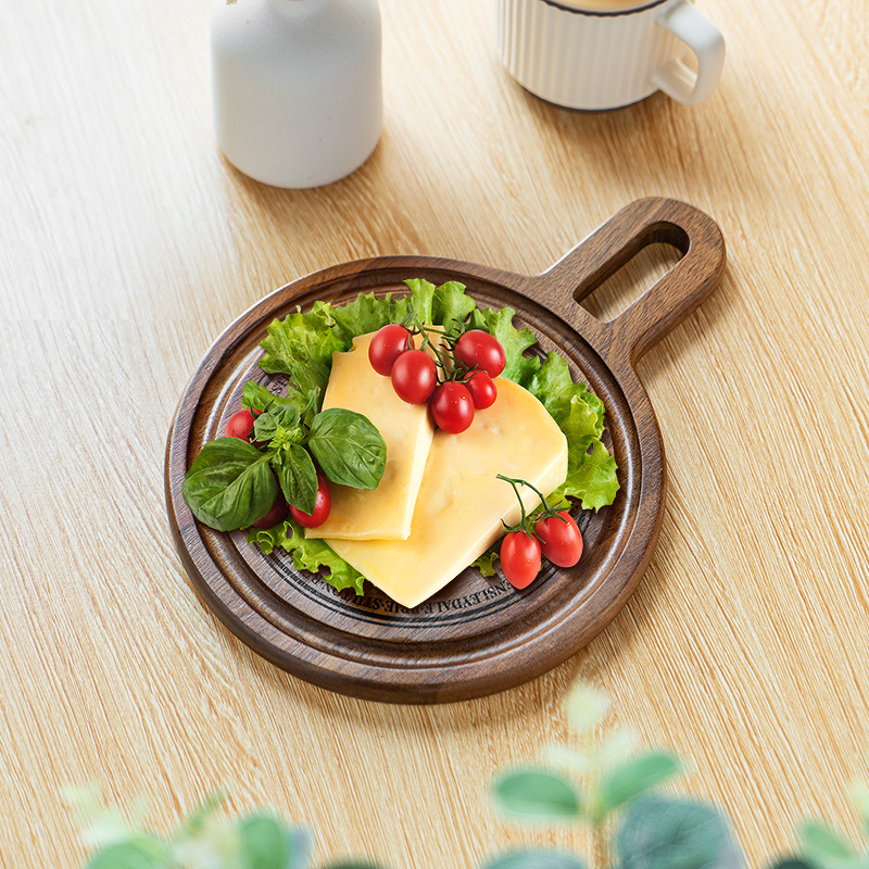 珊谷相思木黑色丝印带柄圆形芝士凹槽砧板带挂孔设计005点心盘
