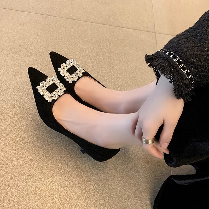 水钻方扣高跟鞋女2024年春季名媛浅口细跟通勤单鞋法式尖头小跟鞋