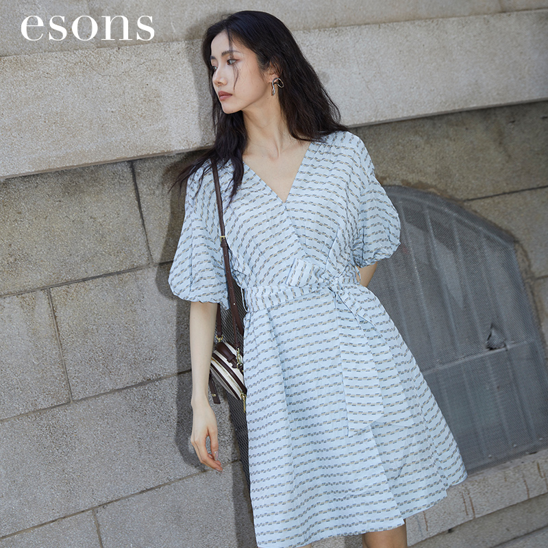 esons/爱城市轻奢小众高级感女装法式v领格纹短袖连衣裙34532560
