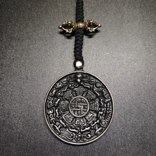 天铁大鹏鸟藏区老九宫八卦牌