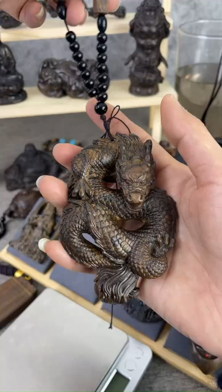 【闪购商品】香木立体龙