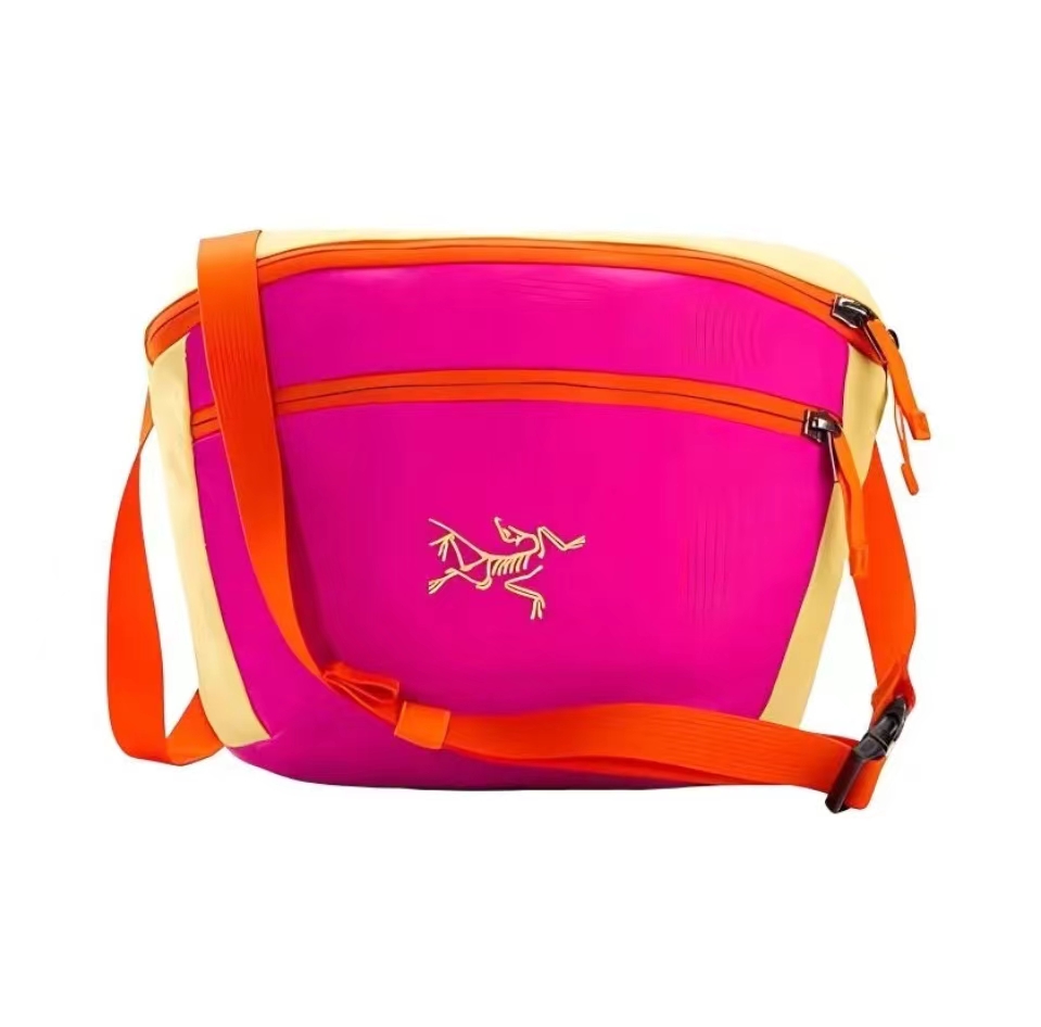 【宠粉福利】始祖鸟 Mantis 2L 刺绣图案 单肩斜挎包胸包腰包 