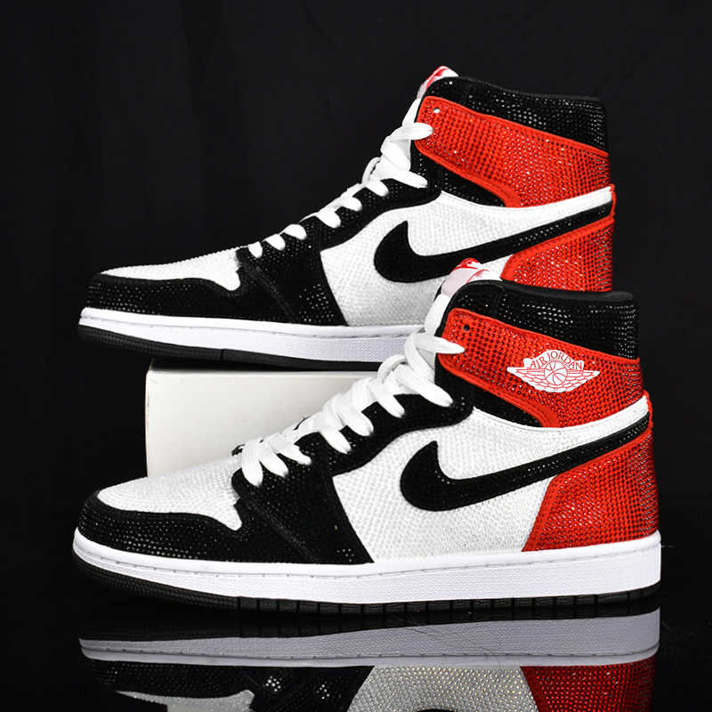 NIKE耐克复古Air  Jordan 1黑白红脚趾篮球鞋满钻情侣（定制球鞋）