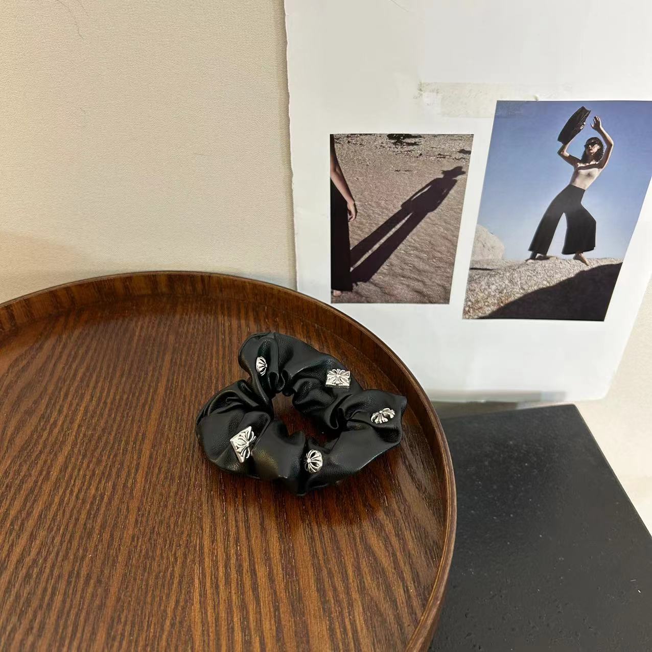 黑色十字发圈（一个）FQ070