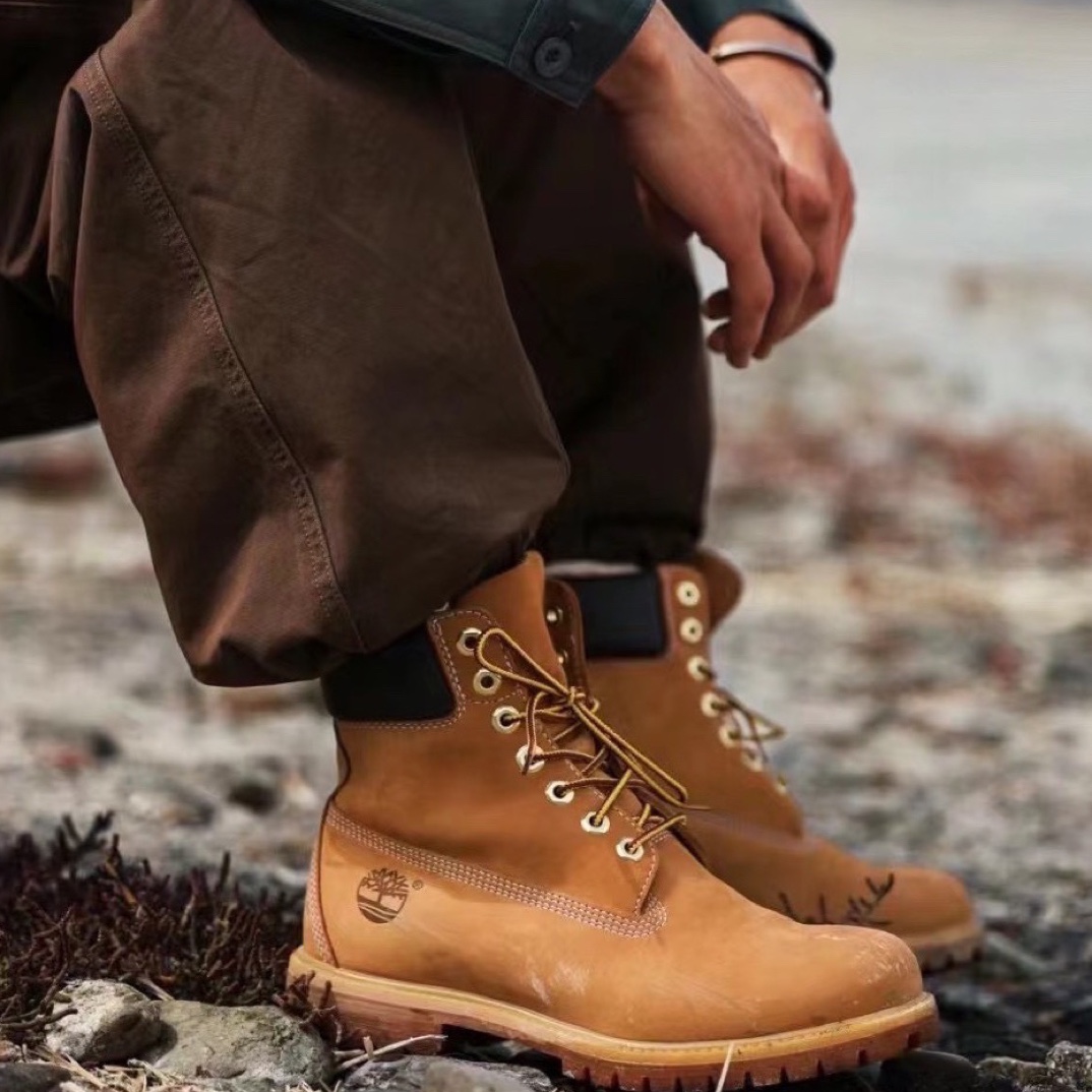 原盒Timberland添柏岚 户外休闲防水经典大黄靴