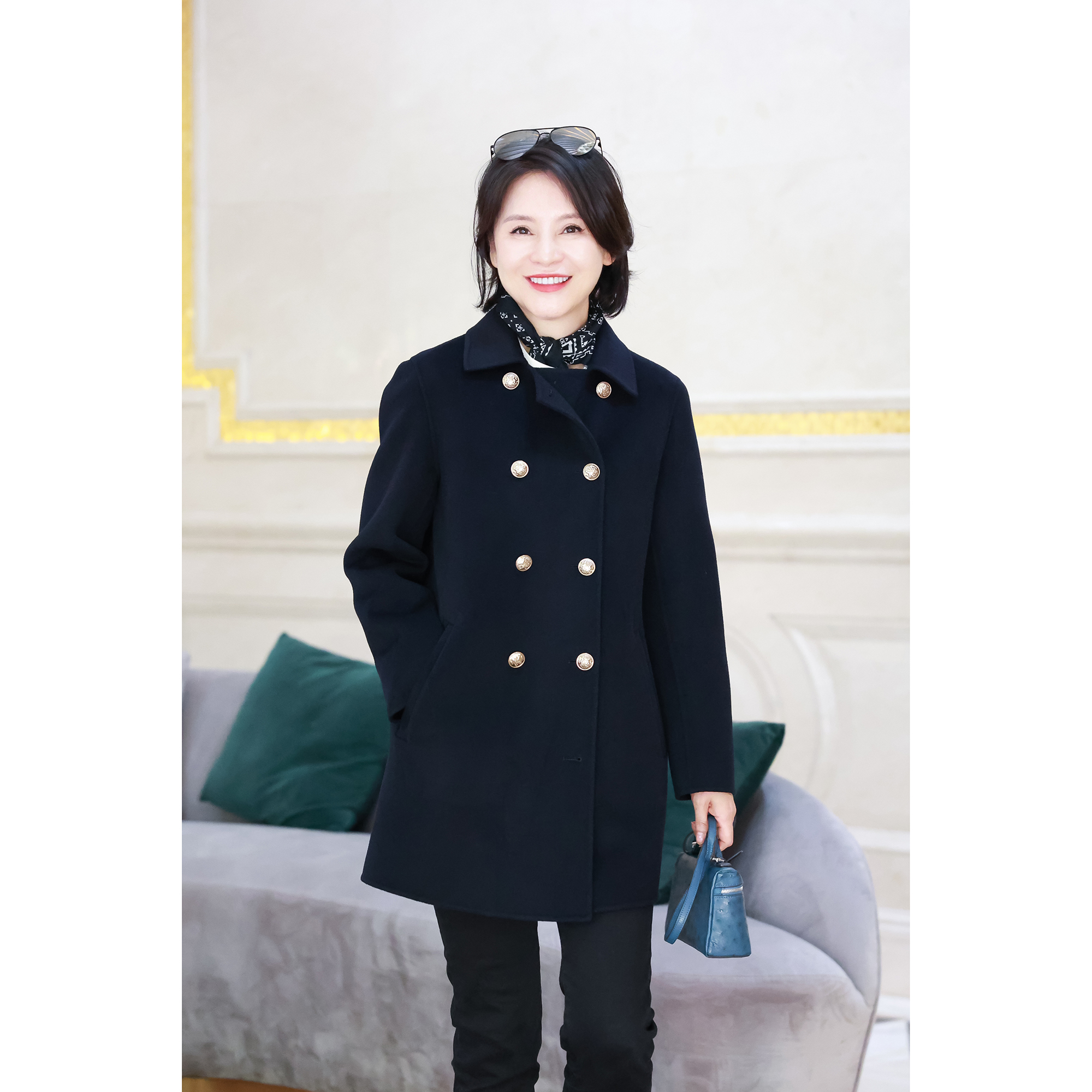 我是摩羯 康宁街10号 澳洲进口绵羊毛山羊绒金属复古正肩H型外套