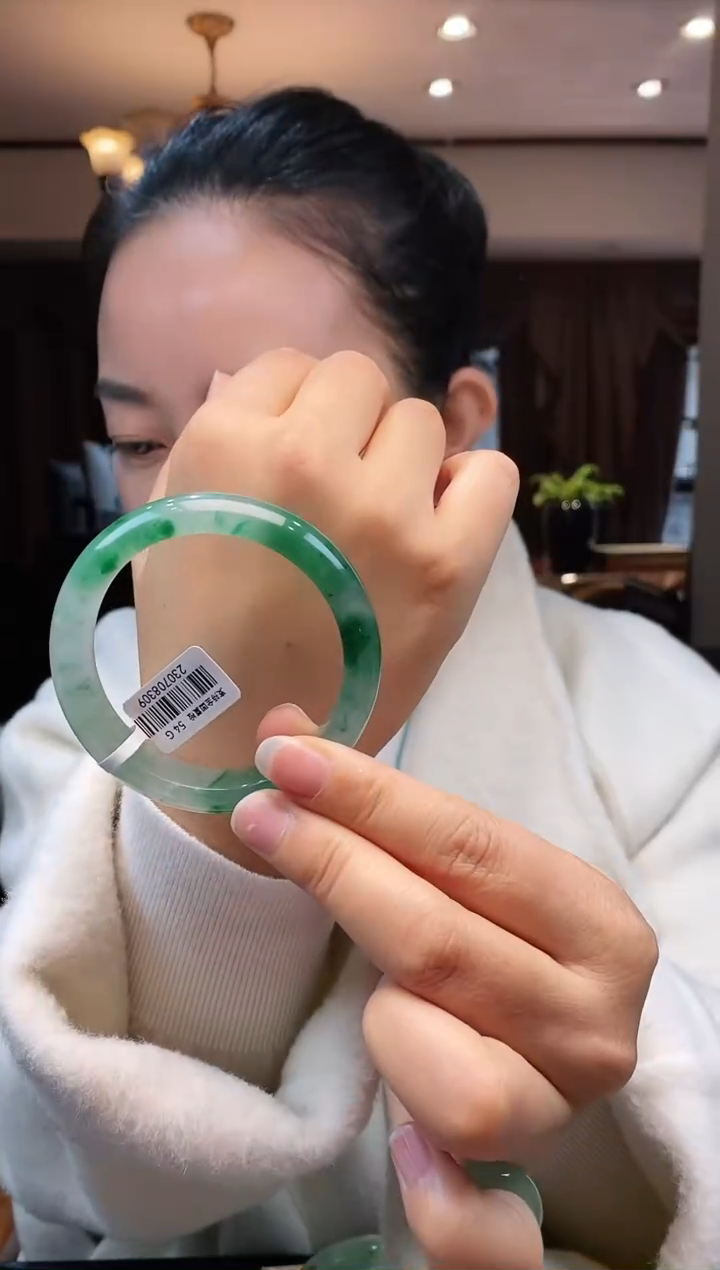 【闪购商品】石英质玉手镯未镶嵌手镯54