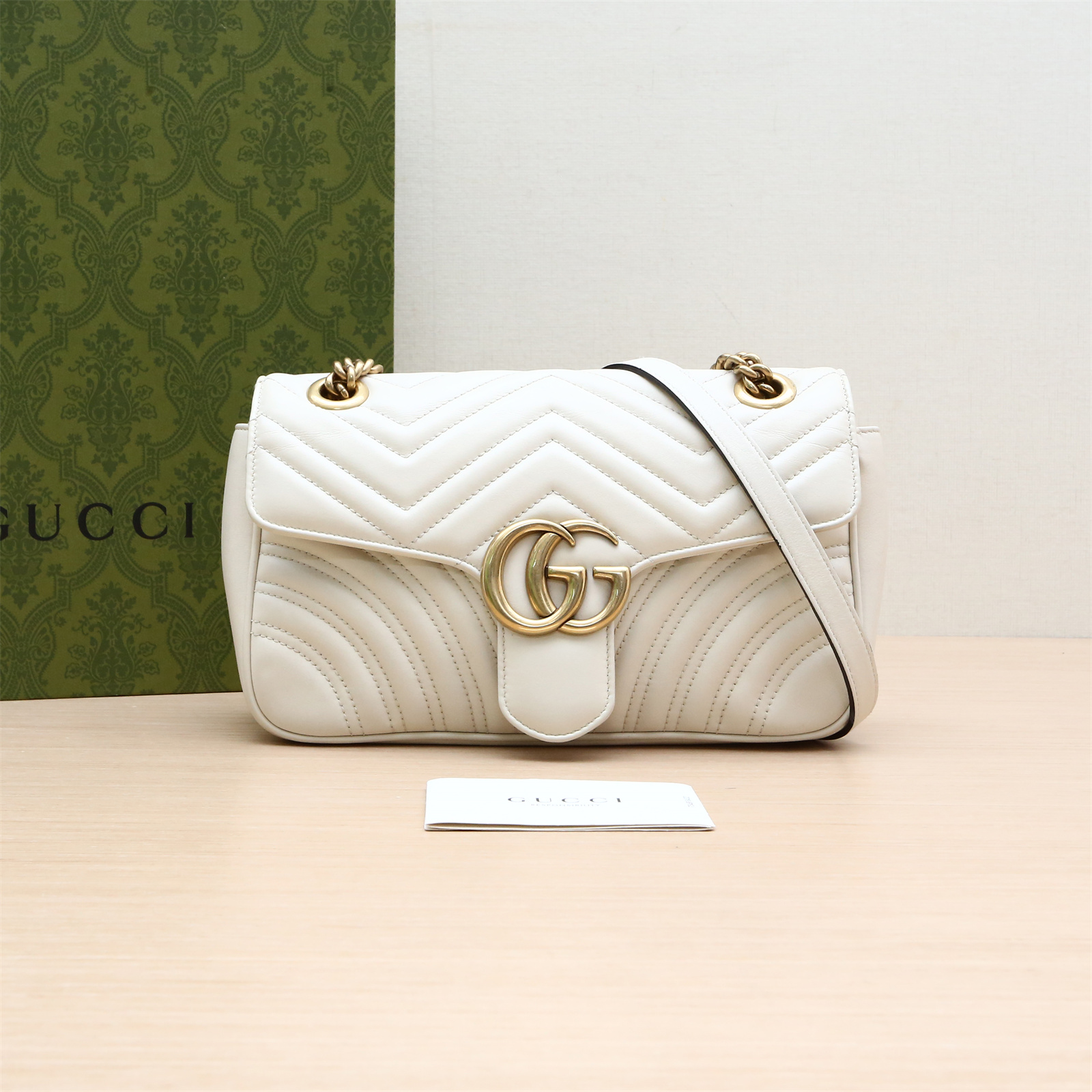 95新 GUCCI/古驰 GG Marmont 26 白色 斜挎包 P224726577