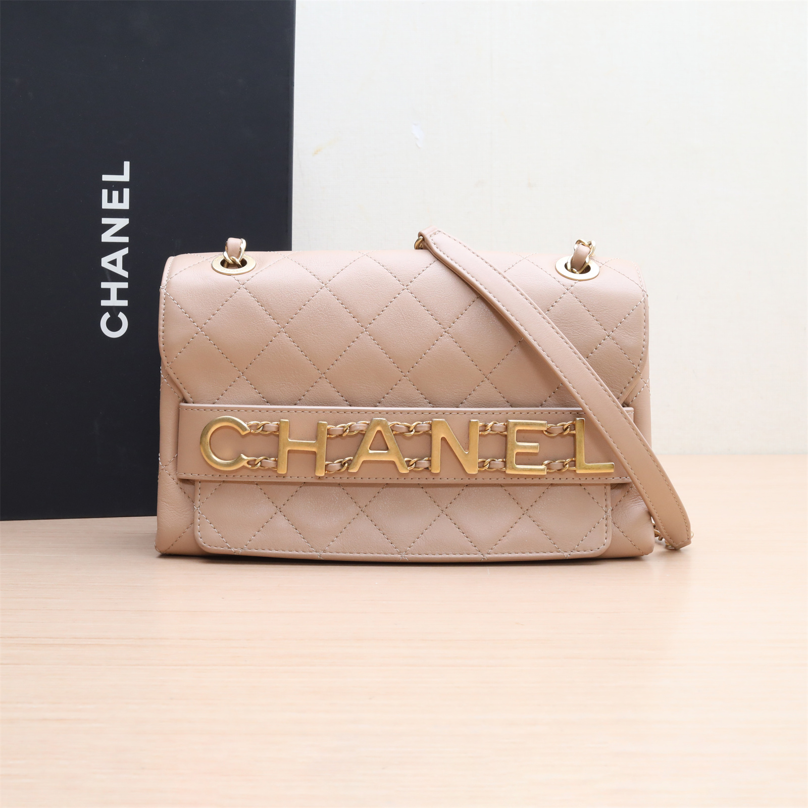 95新 Chanel/香奈儿 20SS 链条口盖包 斜挎包扣P224297759