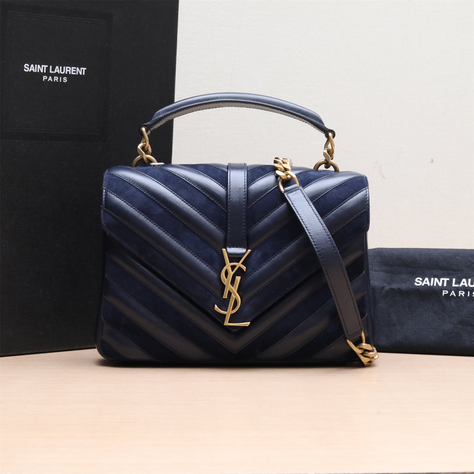 95新 YSL/圣罗兰 斜挎包 邮差包 中号 P224302375