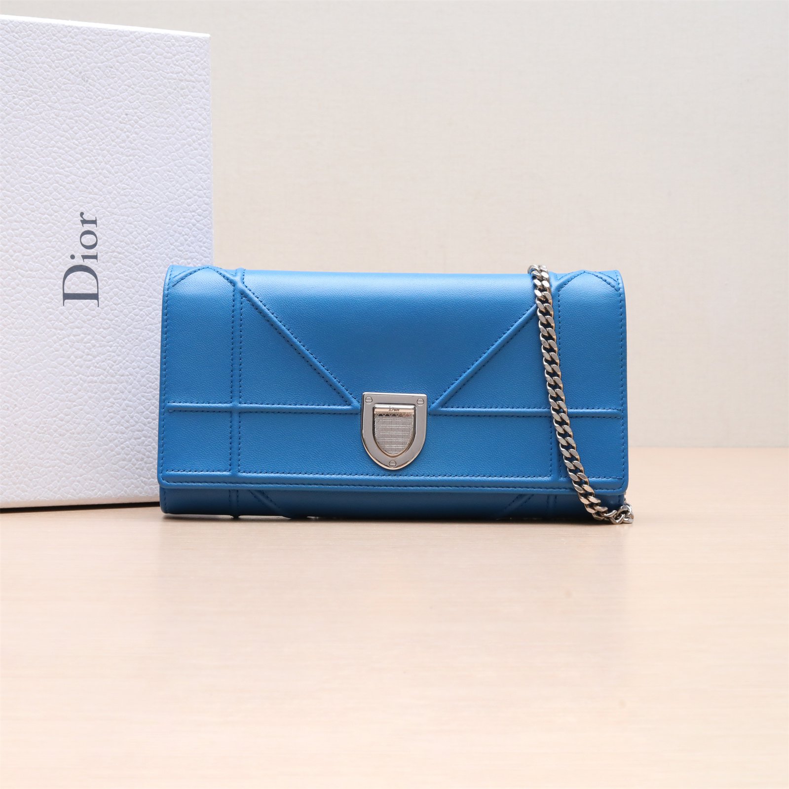 95新 DIOR/迪奥 Diorama 盾牌包 Woc 蓝色 斜挎包 P224726404
