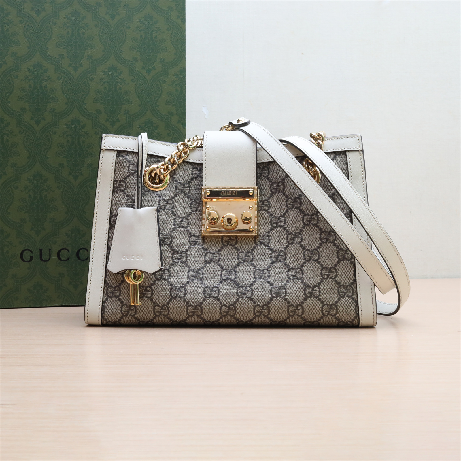 95新 GUCCI/古驰 Padlock 锁头包 单肩包P224726431