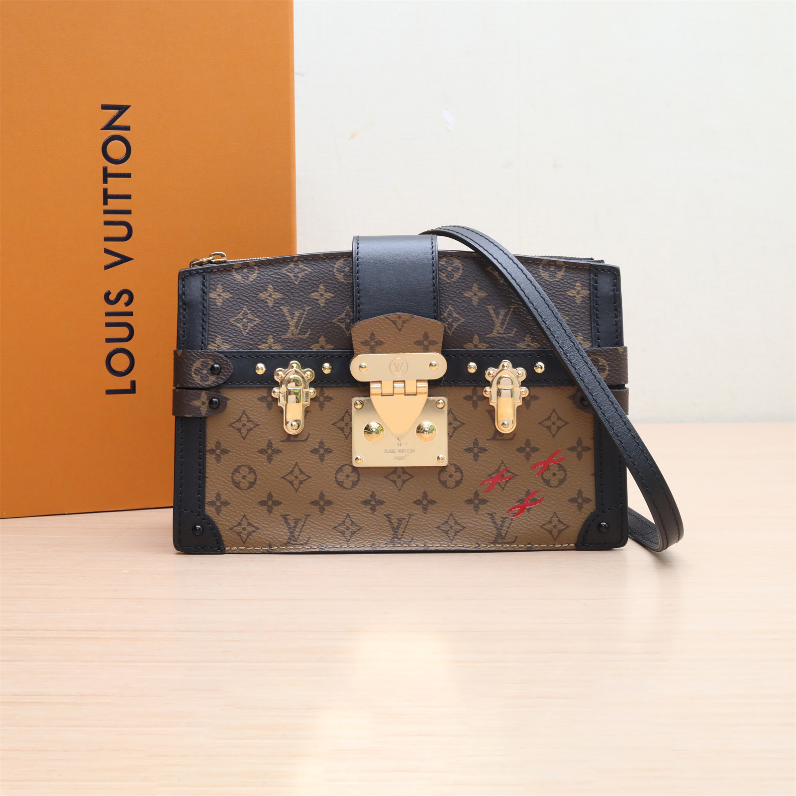 99新 LouisVuitton/路易威登 软盒子包 斜挎包 P224622994