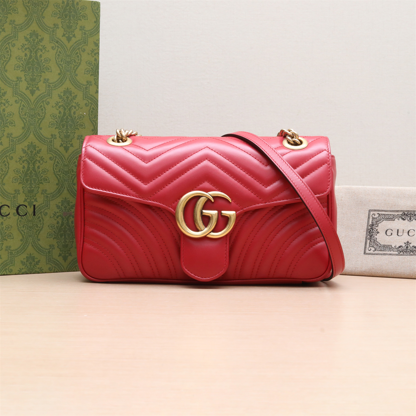99新 GUCCI/古驰 GG Marmont 肩背包 斜挎包 P224930219