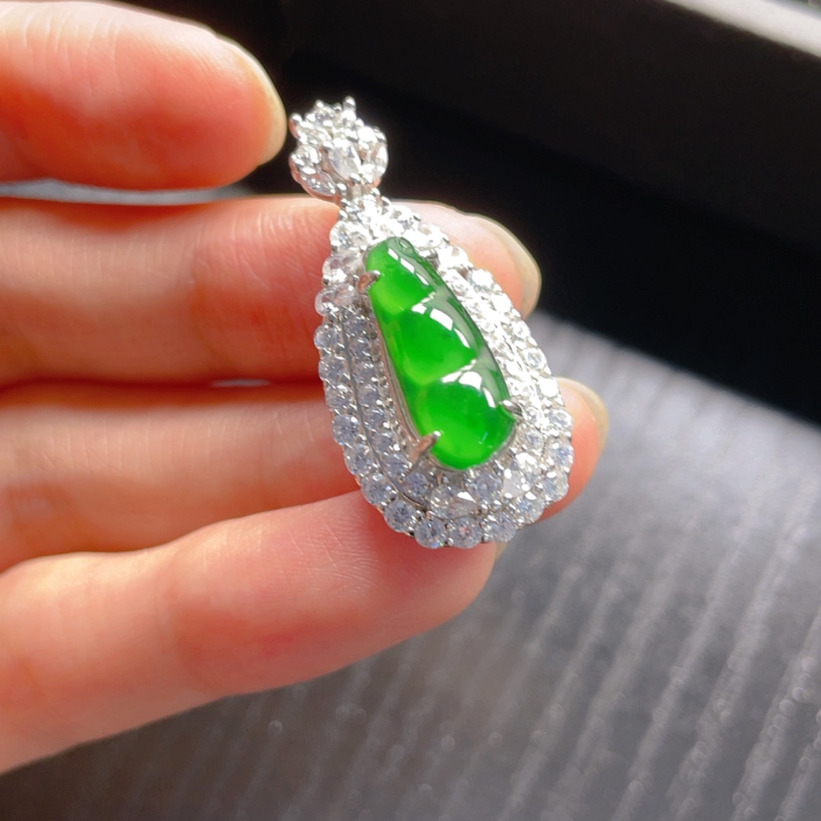 【闪购商品】翡翠颈饰银S925镶嵌