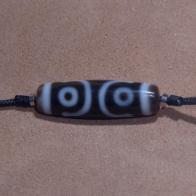 聚缘三眼古法玛瑙锁骨吊坠