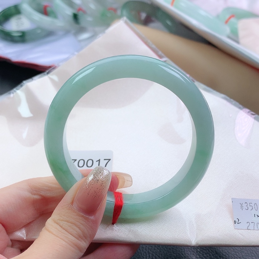 【闪购商品】翡翠手镯未镶嵌