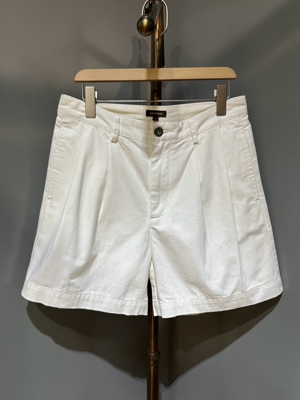 极简老钱白色人字纹全棉短裤