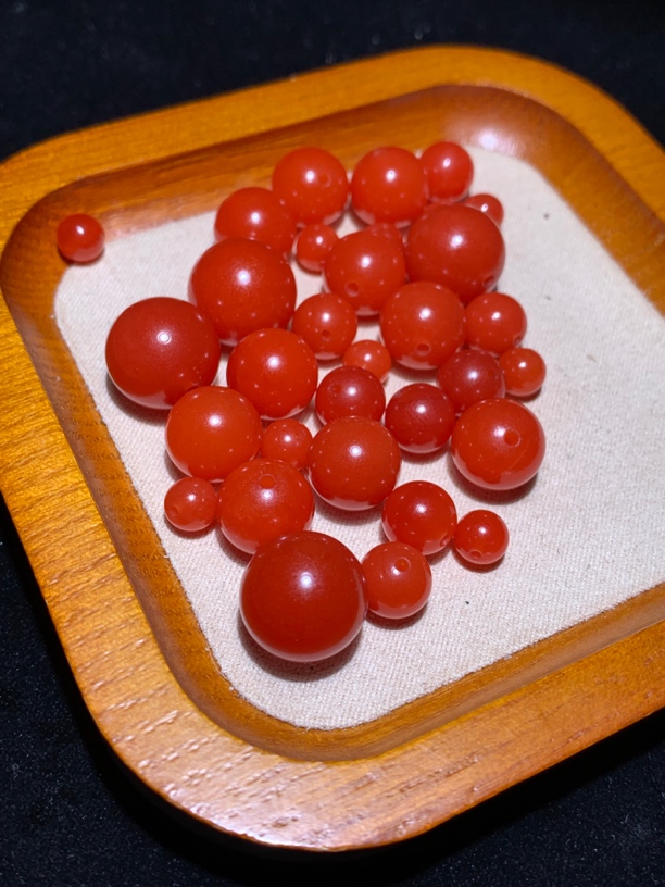 保山 圆珠锦红色亮光【 直径6-21锦红色】佩戴保养天然满肉红润