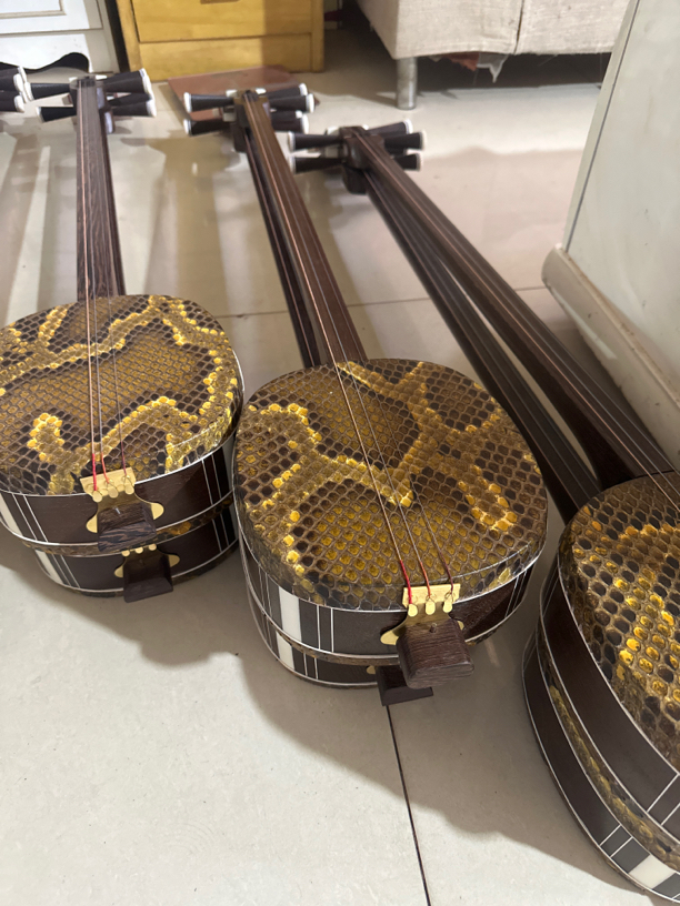 鸡翅木料三弦乐器