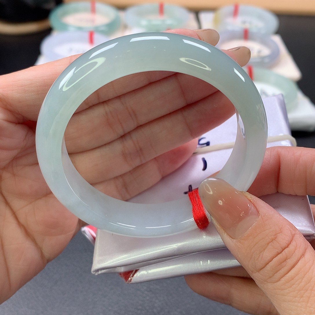 翡翠手镯未镶嵌30号