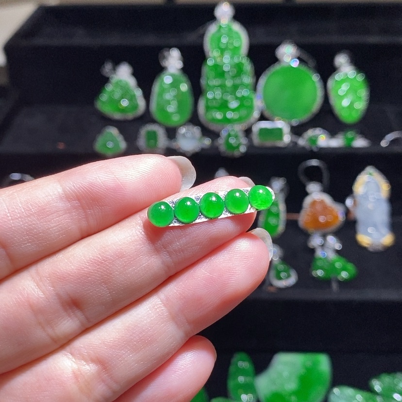 【闪购商品】翡翠蛋面未镶嵌
