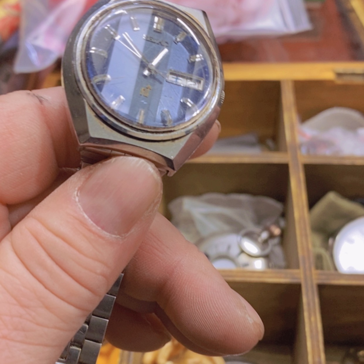 【闪购商品】骨瓷摆件海