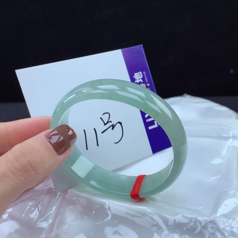 【闪购商品】翡翠手镯（贵妃镯）未镶嵌