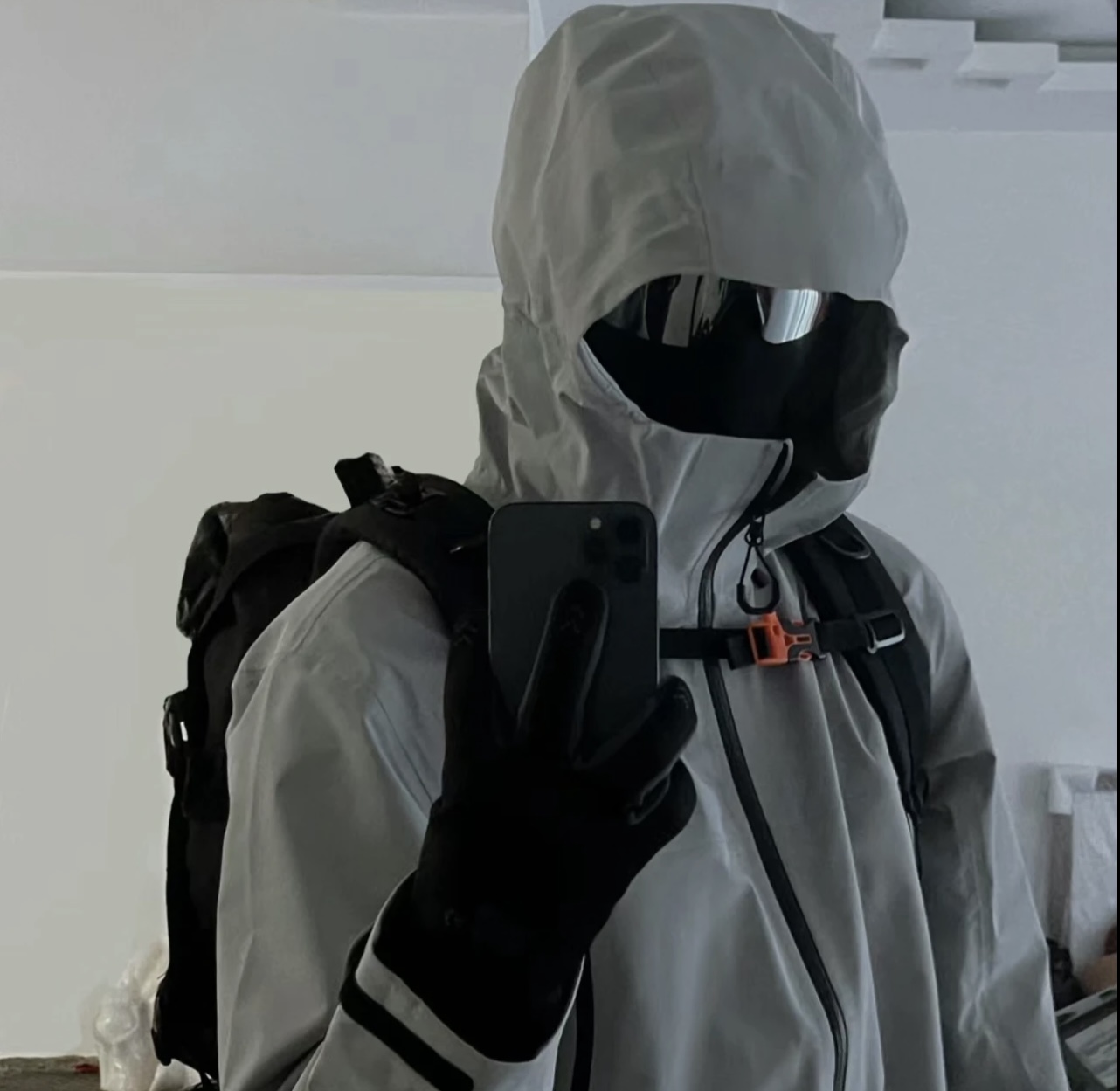 情侣款户外运动跑步野营登山冲锋衣防水2049
