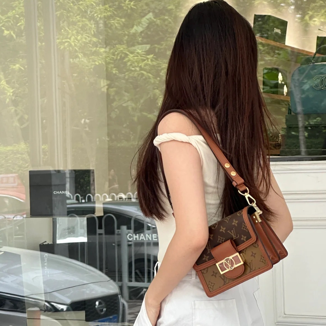 95新 LouisVuitton/路易威登 小号达芙妮/芯片款/大全套