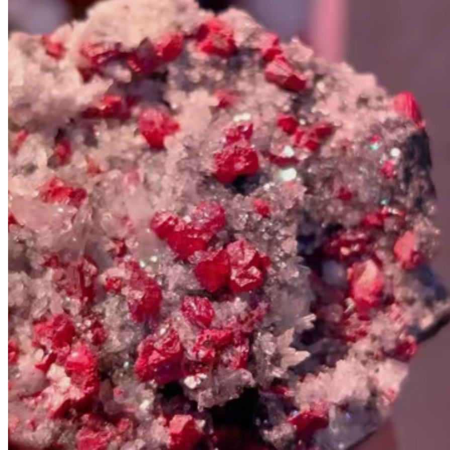 天然辰砂天然辰砂朱砂毛料原石摆件（直播间改价链接）