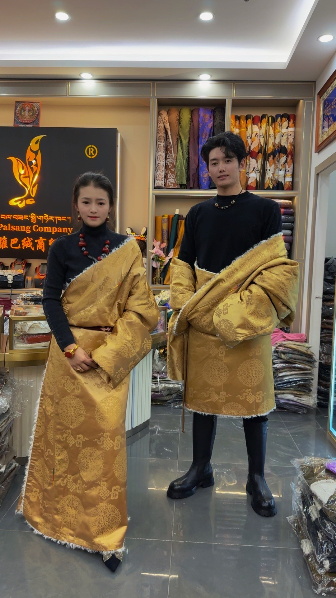 德玛布姆新款女装