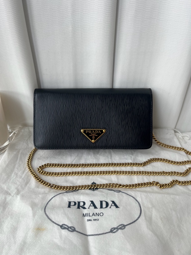 99新 Prada/普拉达 黑色牛皮三角标woc链条包单肩斜挎包