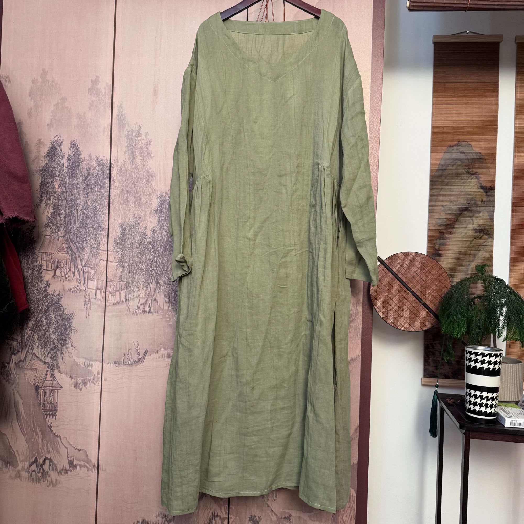 【川原·麻推荐】V领苎麻袍子