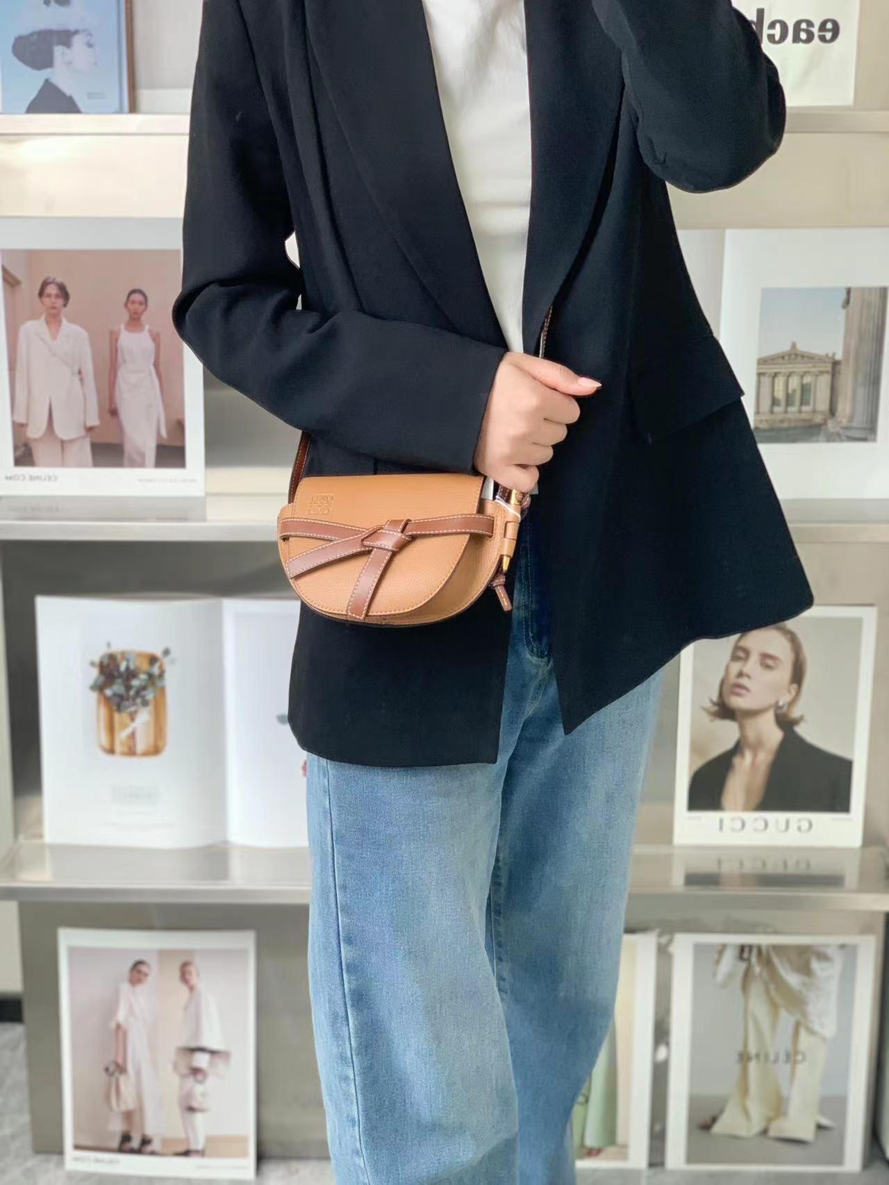 99新 LOEWE/罗意威 gate mini焦糖马鞍单肩斜挎包/无公价/甄选