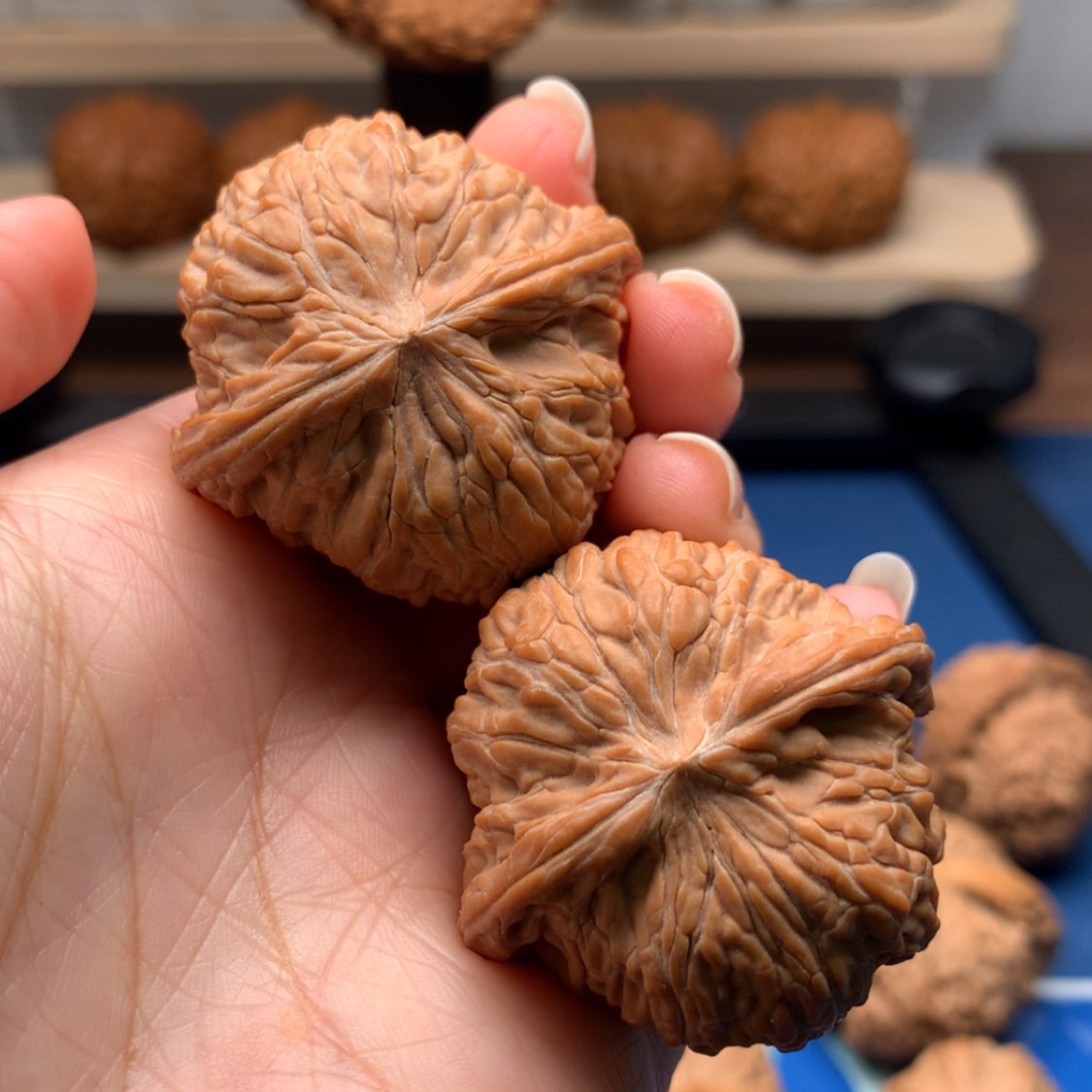 【闪购商品】文玩核桃吊坠磨39尺全品