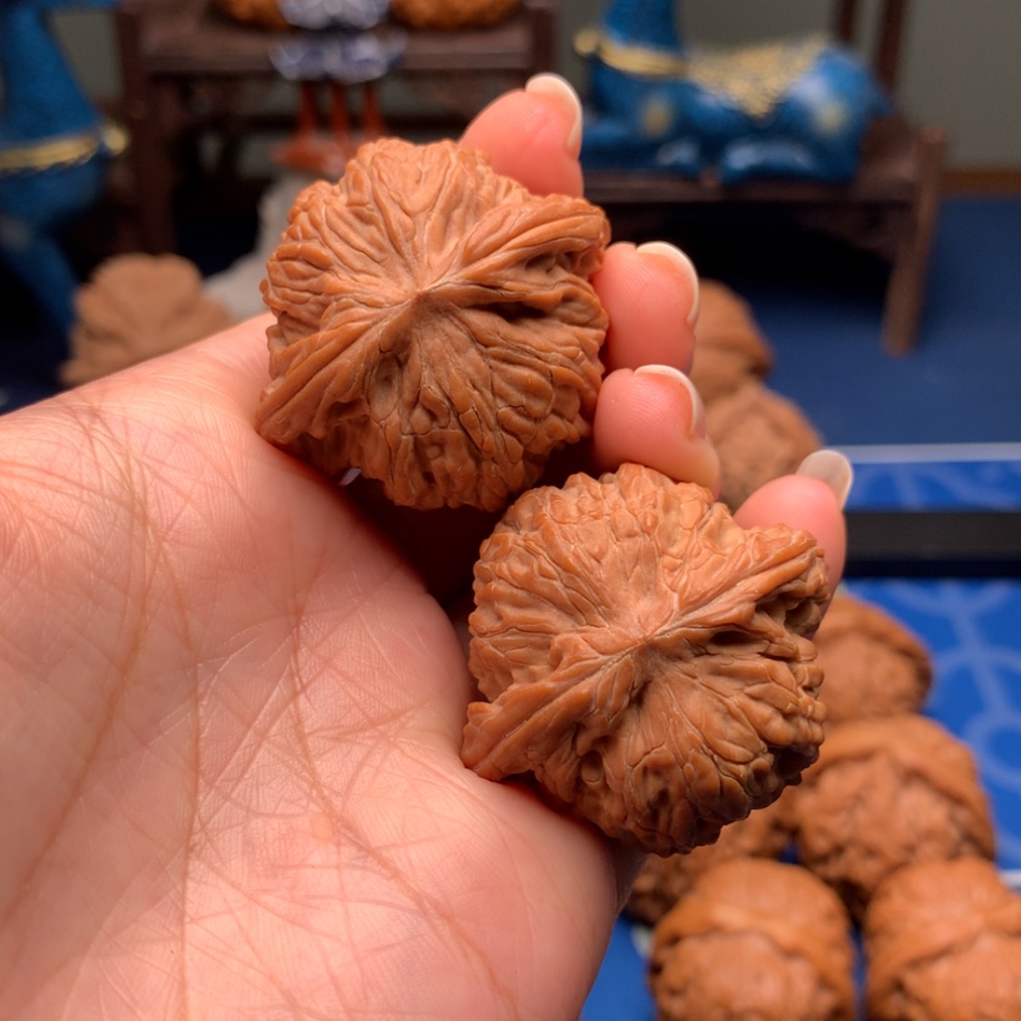 【闪购商品】文玩核桃吊坠狮*座磨38尺全品