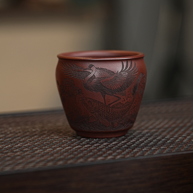 宜兴紫砂茶具 原矿龙血砂泥料刻绘鹭鸟主人杯品茗杯