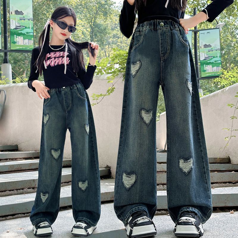 女童爱心牛仔裤春秋款洋气2024新款学生版高腰阔腿裤舒适直筒长裤