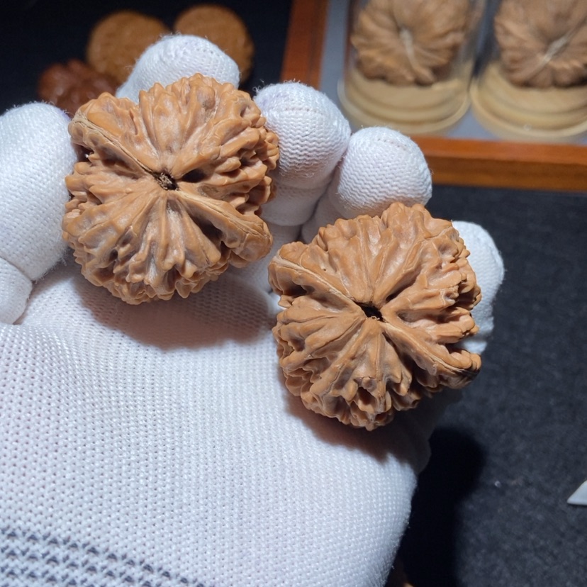 【闪购商品】文玩核桃吊坠浮*全品41招财鼠