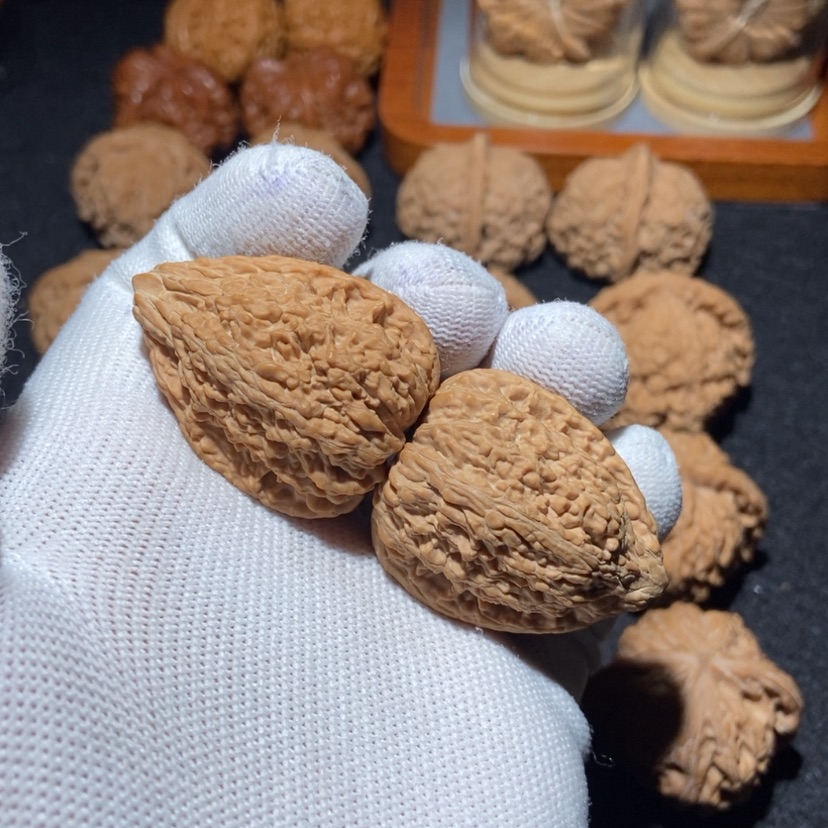 【闪购商品】文玩核桃吊坠闪*全品31塔尖