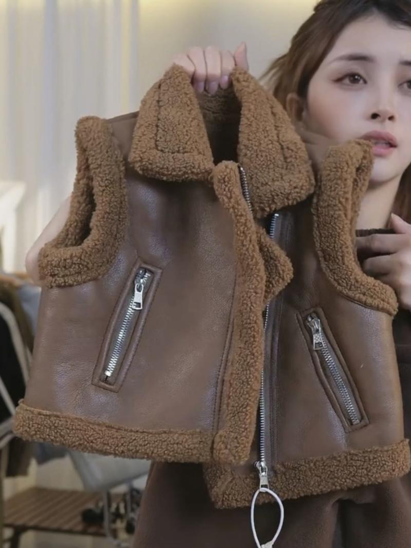 韩版儿童秋冬新款马甲男女宝宝中小童皮毛一体加绒加厚羊羔毛冬季