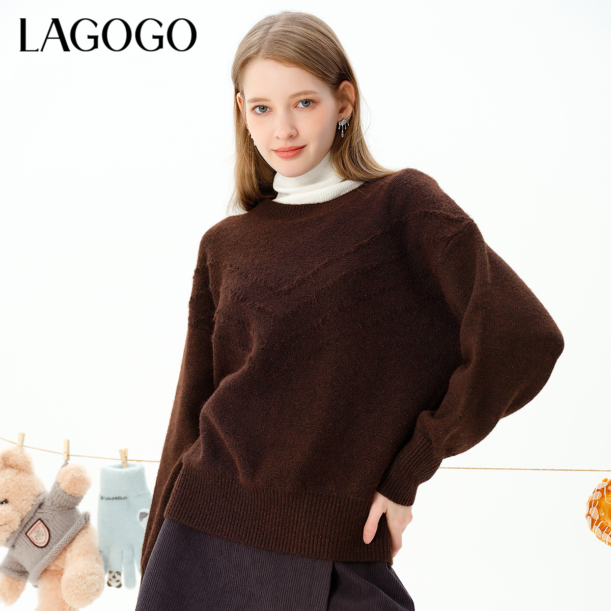 lagogo拉谷谷新款亮丝慵懒落肩袖舒适针织衫女MCMM43XF34