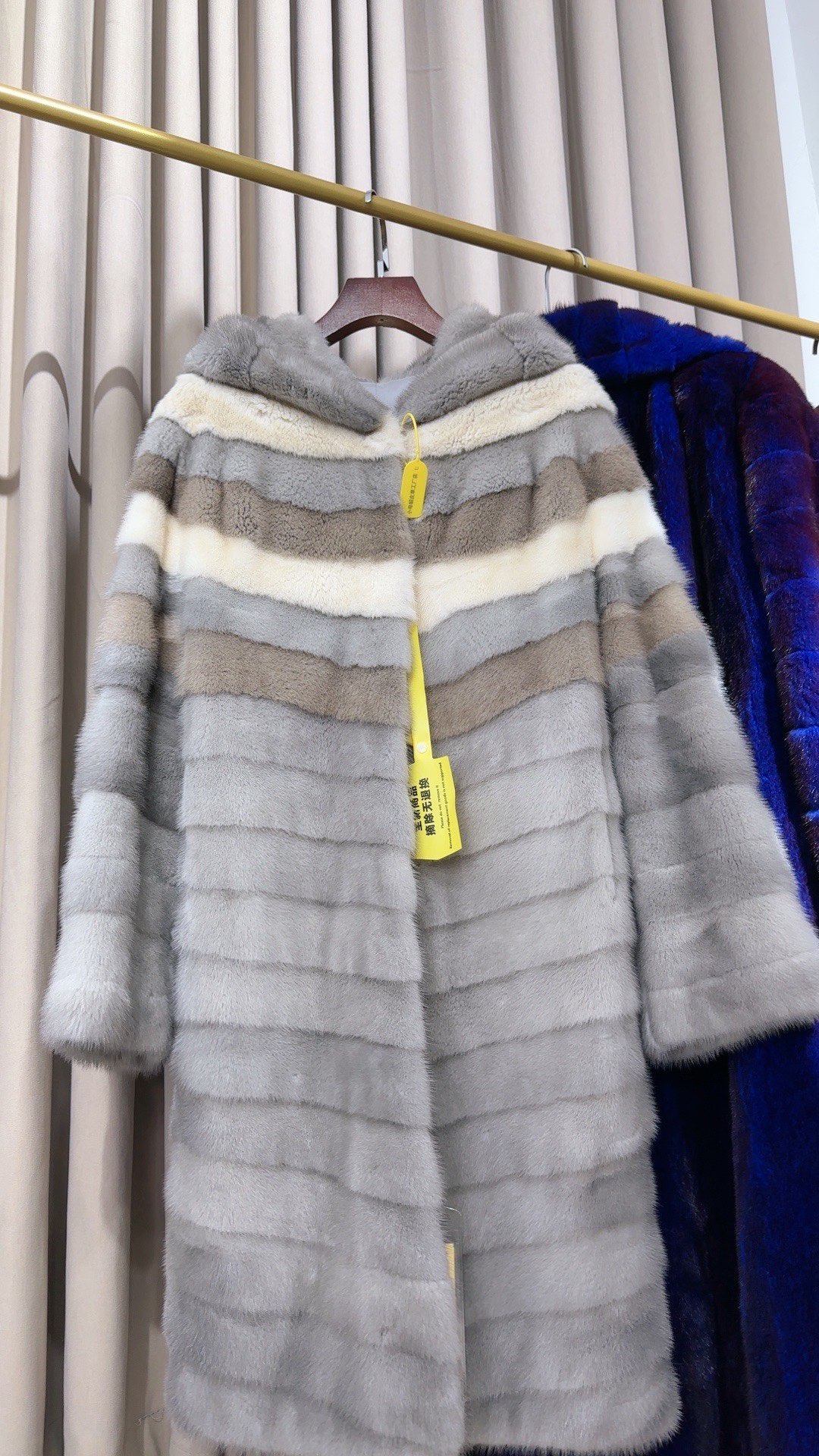 进口天鹅绒整貂宝石蓝撞色银兰底绒厚实毛毛顺滑女胸围108衣长95