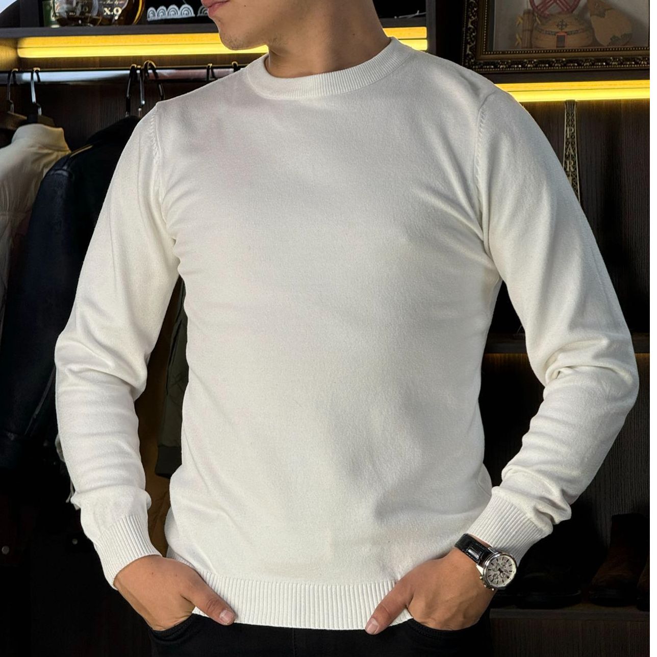 1168新款轻奢秋冬季保暖商务休闲衬衫圆领毛衣男套头针织衫男