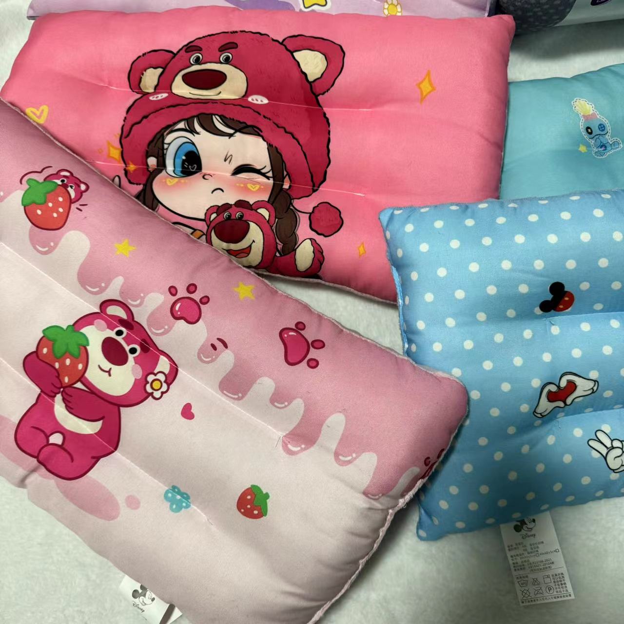 【卡通小枕头】多功能可爱家用小枕头（颜色不.挑）