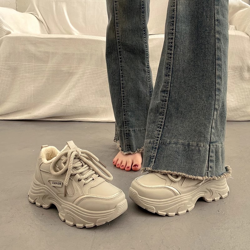 港风显脚小厚底老爹鞋女秋冬加绒炸街超火2023新款爆款休闲运动鞋